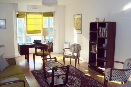 Photo de la galerie de l'établissement Chuquet par Locappart - Lumineux & Art Deco, à Paris