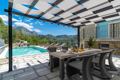 Γενική θέα στο βουνό ή θέα στο βουνό από  αυτή η βίλα