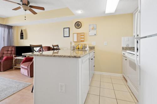 Sea Pointe 306 – Photos 2