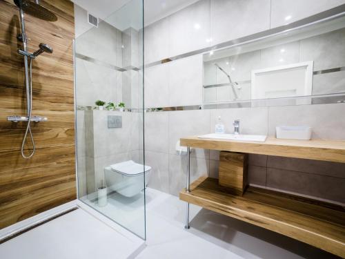 Phòng tắm tại Apartamenty MARINA