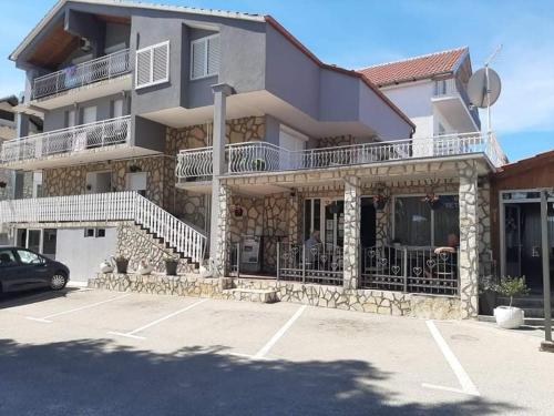 Apartmani Vodice I