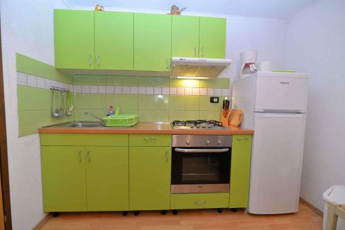 Fotografia z galérie ubytovania Apartments in Veli Losinj 33612 vo Veli Lošinj