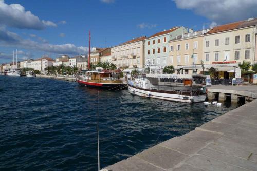 Fotografie z fotogalerie ubytování Apartments in Mali Losinj 14951 v destinaci Mali Lošinj