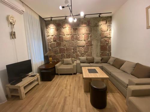 Nice Loft on Uznadze Street