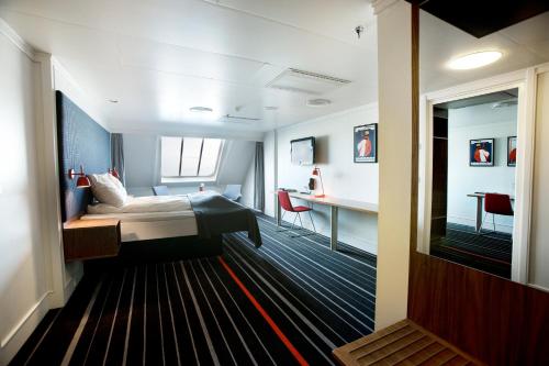 Postel nebo postele na pokoji v ubytování DFDS MiniCruise Oslo - Copenhagen - Oslo