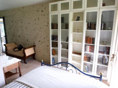 Gallery image of Tante Pim in Neuilly-sur-Eure