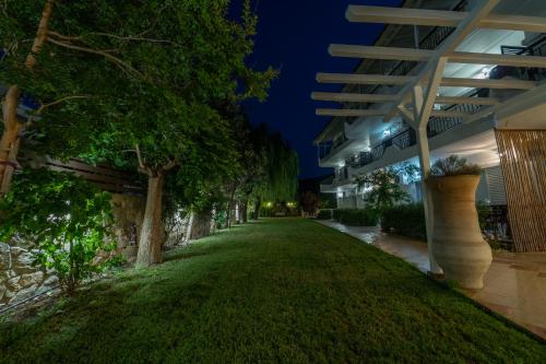 Gallery image of Milies Apartments in Stavros