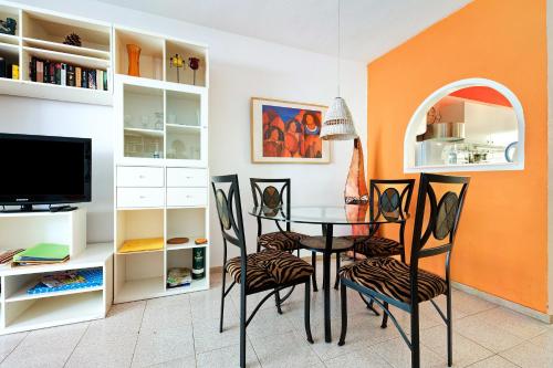 Μια τηλεόραση ή/και κέντρο ψυχαγωγίας στο Casa Sarita