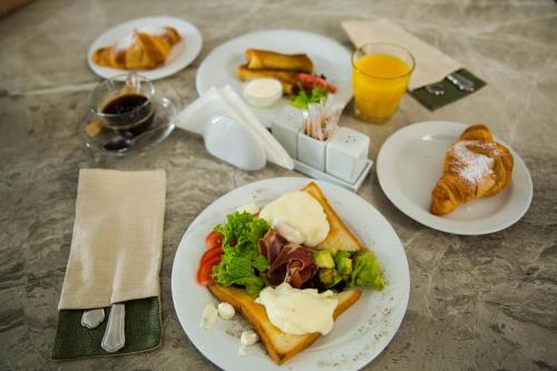 Gambar di galeri bagi Hotel "Mandarin Clubhouse" di Kharkov