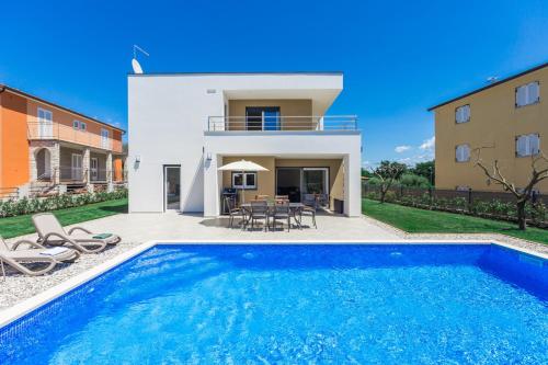 Holiday home Fiorini by SeeAdria Agency