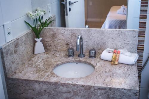 Guará Inn Flat Serviceにあるバスルーム