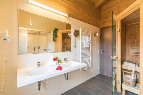 Un baño de Alpenchalets Flachauer Gutshof