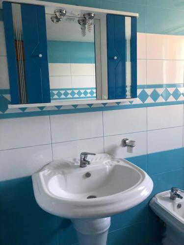 Et badeværelse på Alex Apartment