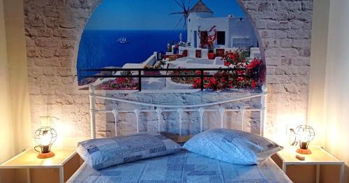 A bed or beds in a room at Evelina's View