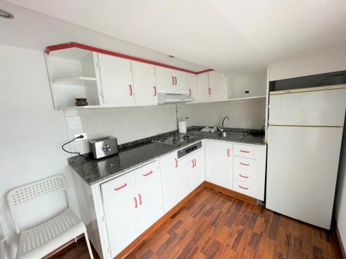 Gallery image of Apartamentos Miramar Playa in Raxo