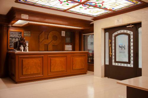 Ο χώρος του lounge ή του μπαρ στο Hotel Polanco