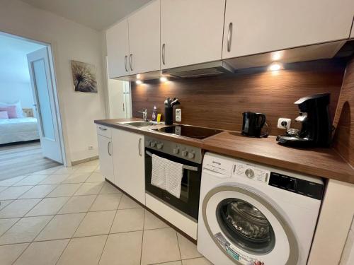 Dapur atau dapur kecil di Süßes Studio mit Bergblick