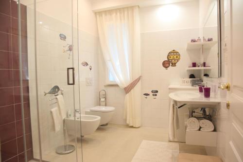 Et badeværelse på La Dimora degli Angeli