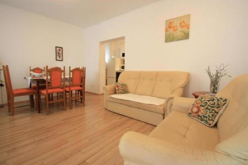Fotografie z fotogalerie ubytování Apartment in Crikvenica 5545 v destinaci Crikvenica