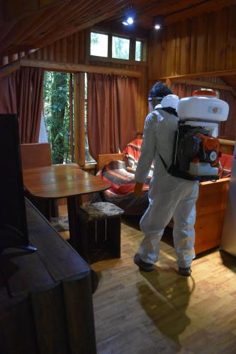 Clientes alojados en Salto del Indio - Cabañas Lemunantu