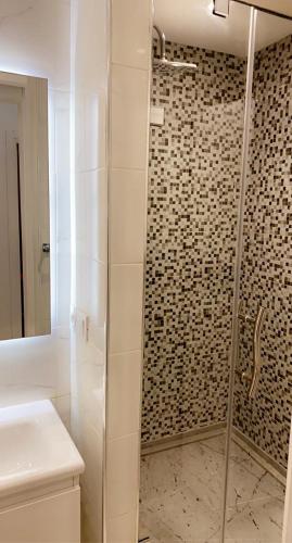 Phòng tắm tại Rue Russie Appartement