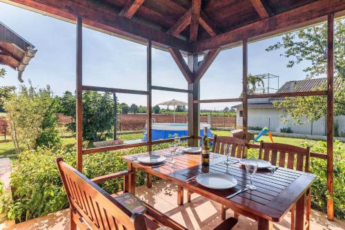 Holiday home in Valbandon - Istrien 8611