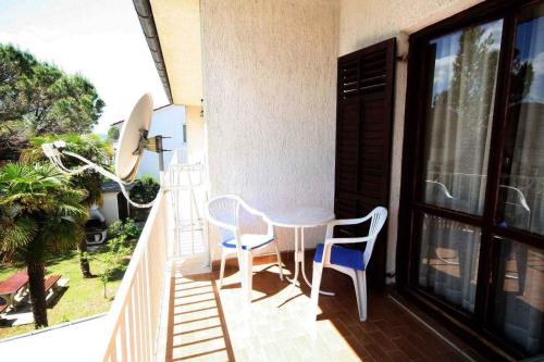 Two-Bedroom Apartment in Malinska XVI