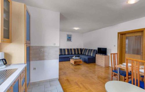 Posezení v ubytování Apartment Malinska, Primorje-Gorski Kotar 19