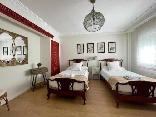 Luxe Castelar 19