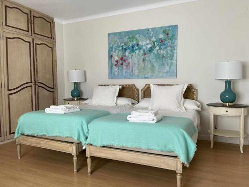 Cama ou camas em um quarto em Luxe Castelar 19