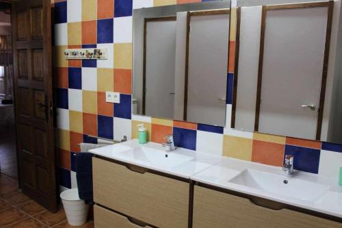 Casa El Tío Carrascón alojamiento rural, Cerveruela – Precios ...