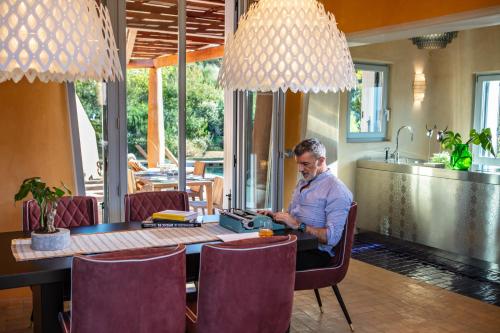 Hosté ubytování Is Molas Villas