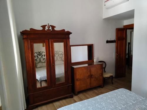 A bed or beds in a room at Accanto al Duomo