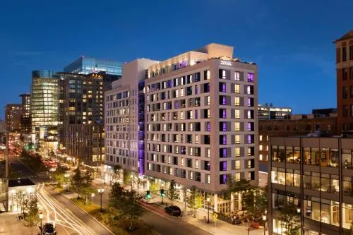 YOTEL Boston in Cambridge