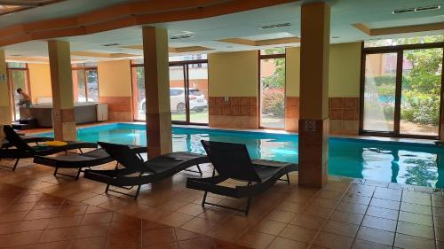 Bazén v ubytování 4Season Apartman nebo v jeho okolí