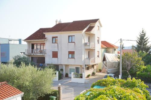 Apartments Babin - Holly