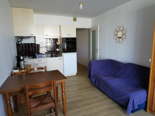Η κουζίνα ή μικρή κουζίνα στο Quai Hervé Rielle