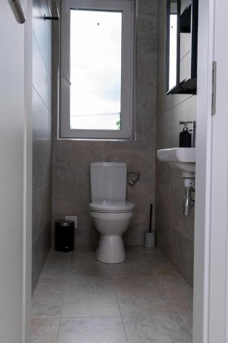 Ένα μπάνιο στο Zamárdi Árnyas Apartman