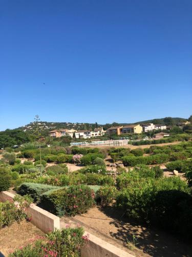 Foto dalla galleria di Le sud plage et piscine a Gassin