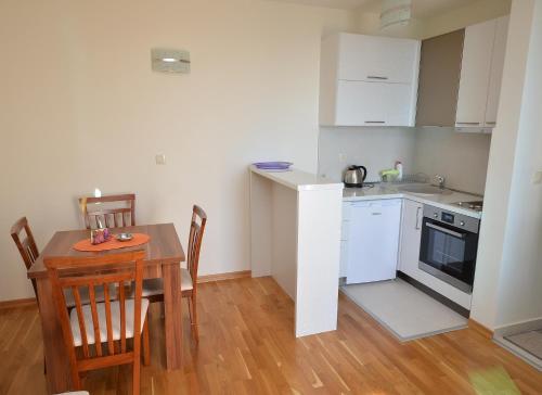 Gallery image of Apartments Rafailović Ljubo in Rafailovici