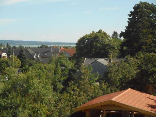 Gästehaus Kathi 8315 Gyenesdiás, 7 Hunyadi János utca kép - 3