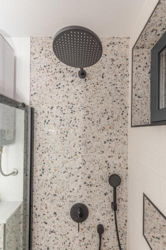 Studio apartment Bianco, near beach, free parking, Wi-Fi