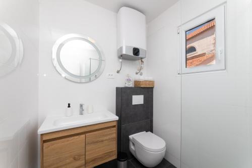 Koupelna v ubytování Two Flowers Luxury Apartment