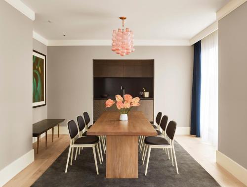 Istumisnurk majutusasutuses 11 Howard, New York, a Member of Design Hotels