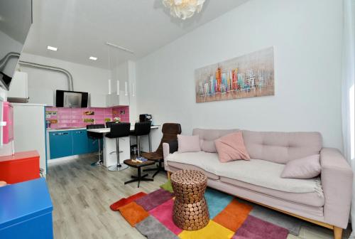 2 Bedroom Apartment Sleeps 5 - Privat Pool