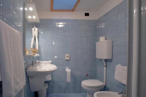 Koupelna v ubytování Hotel Moizi