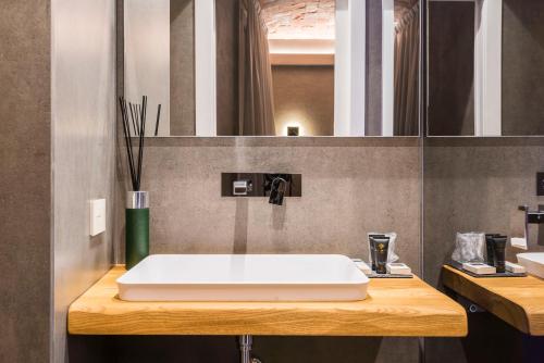 Un baño de Torre 13