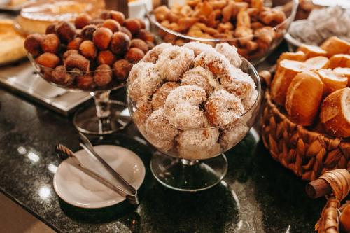 Jídlo v hotelu nebo okolí