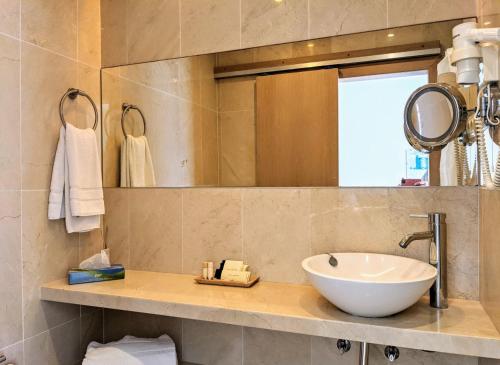 Coral Beach Aparthotel photo 79