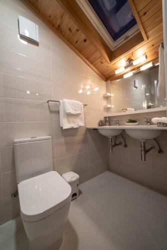 Penthouse Peaks - Casa Sao Joao -4 Star Tourist Apartments